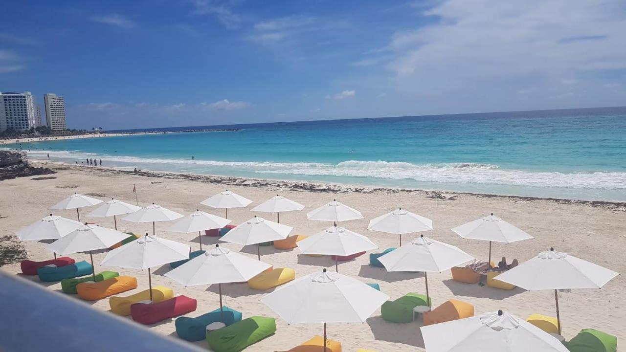 Cozy And Modern Apartment Cancun Bagian luar foto